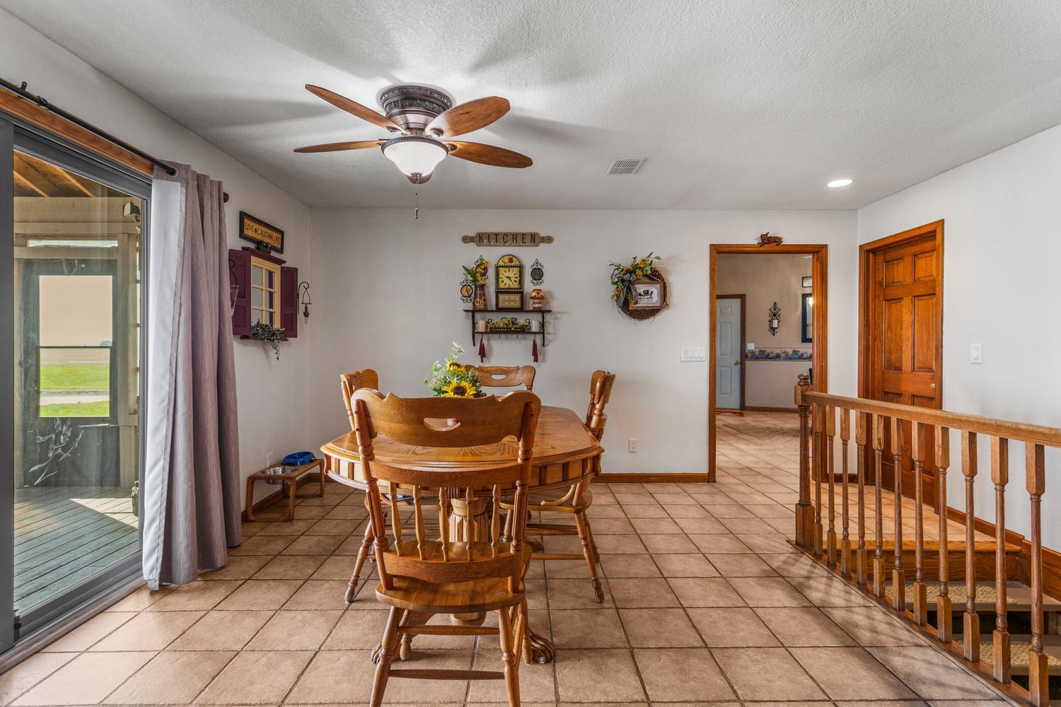12317 N 1100 East Road Property Photo 15