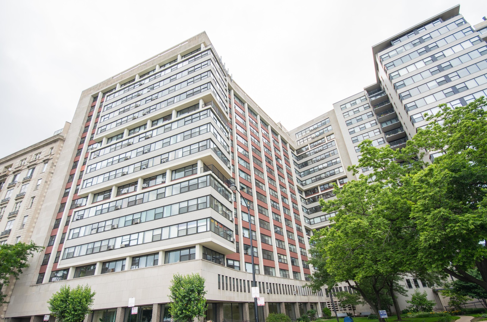 3420 N Lake Shore Drive 4k Property Photo 1