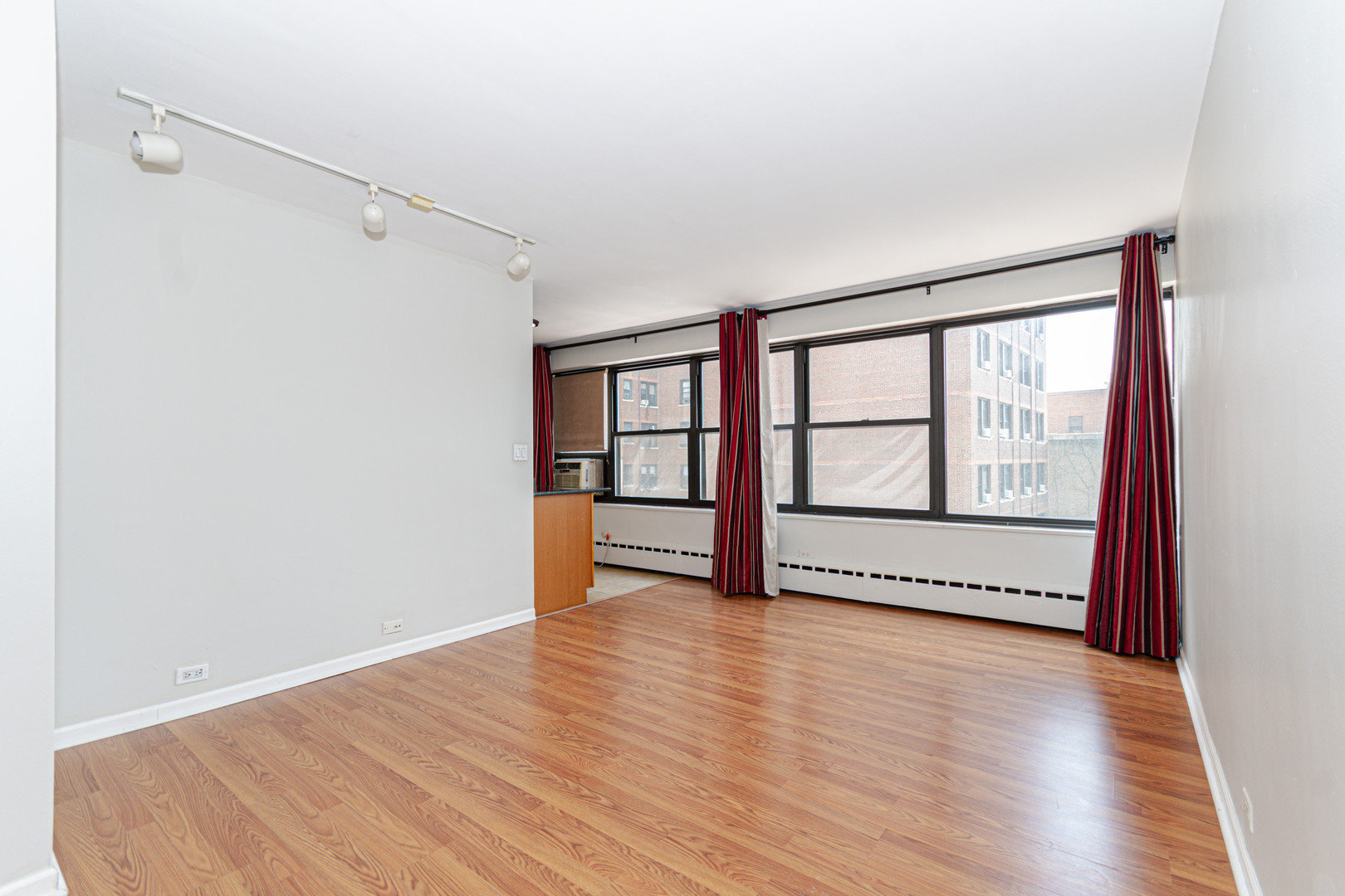 3420 N Lake Shore Drive 4k Property Photo 3