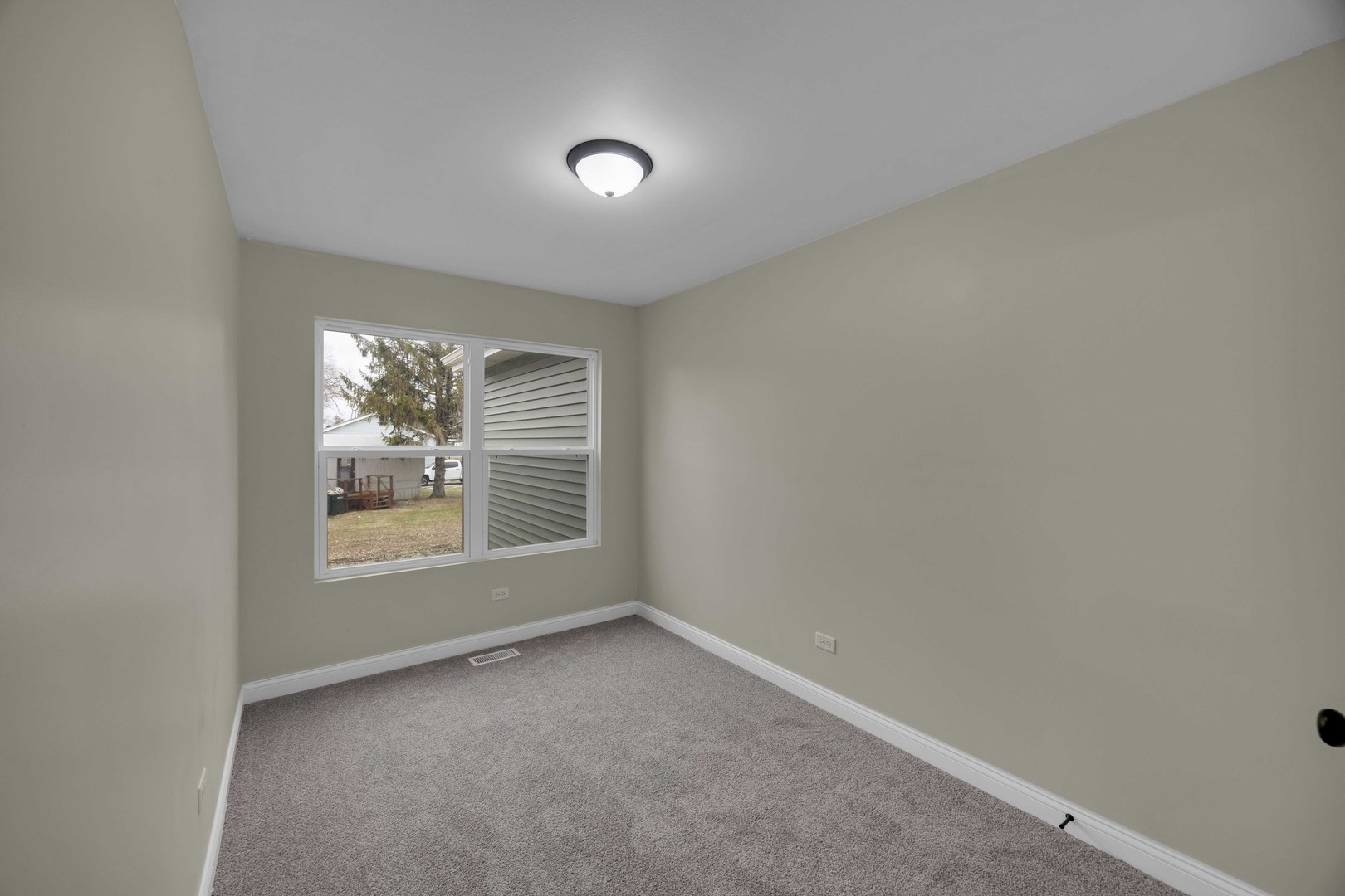 214 Columbus Road Property Photo 15