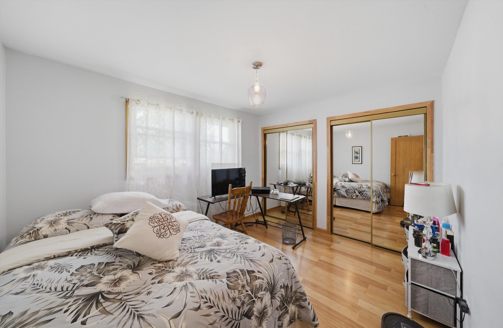 5815 W 87th Place Property Photo 17