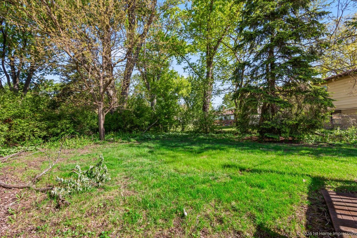 18847 May Avenue Property Photo 25