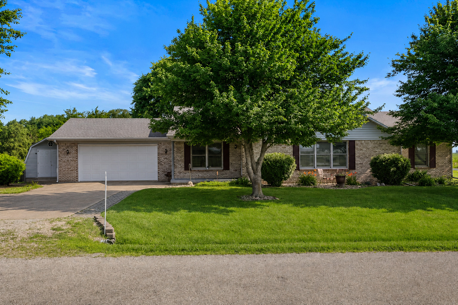 608 E Oaks Road