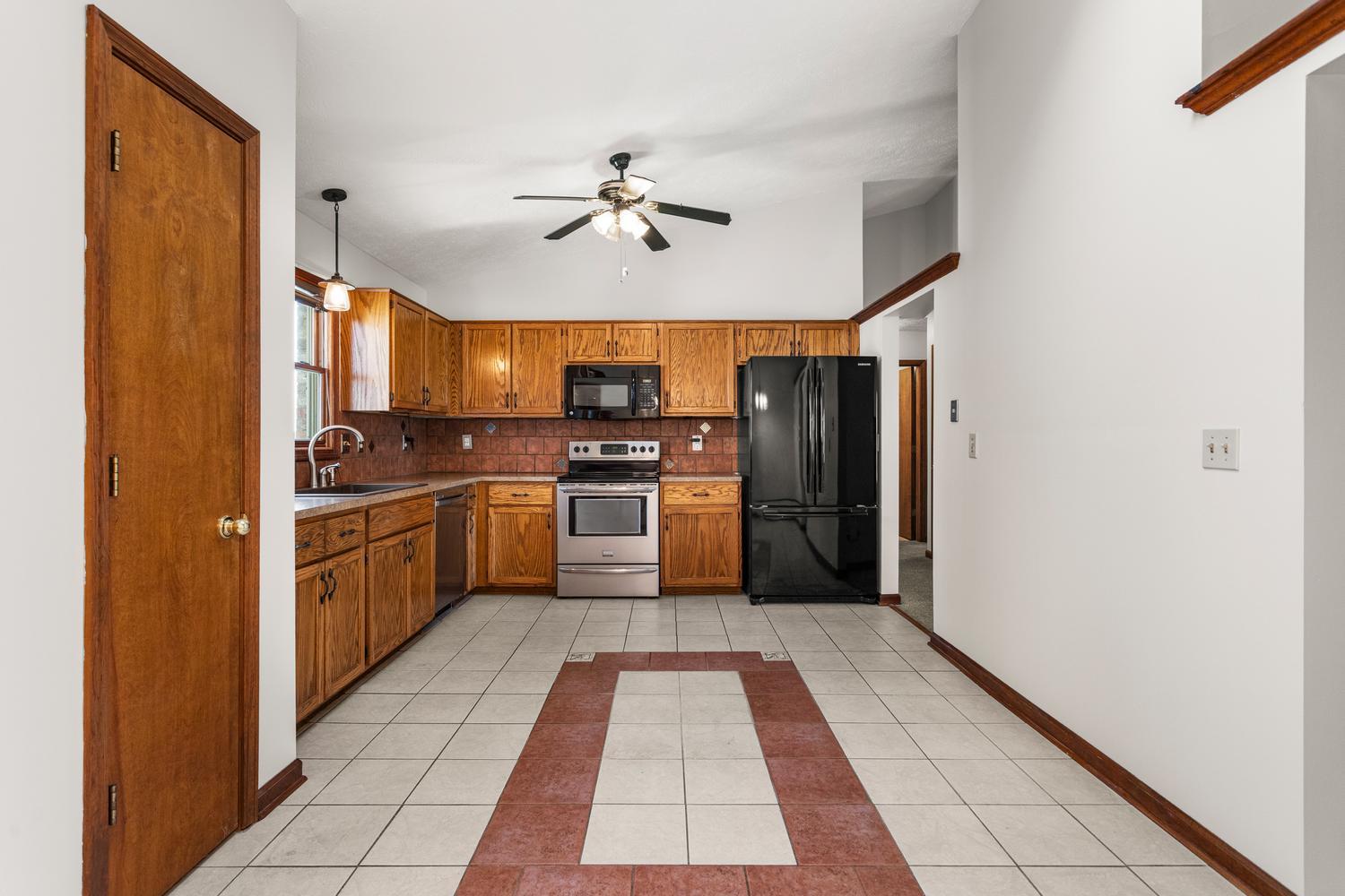 608 E Oaks Road Property Photo 11