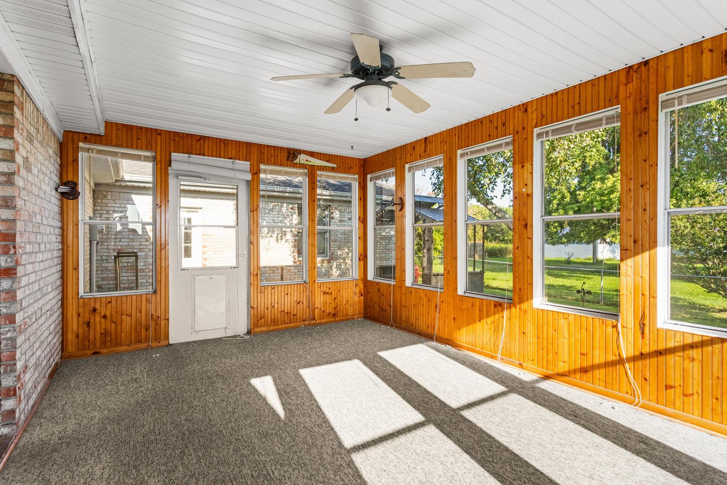 608 E Oaks Road Property Photo 15