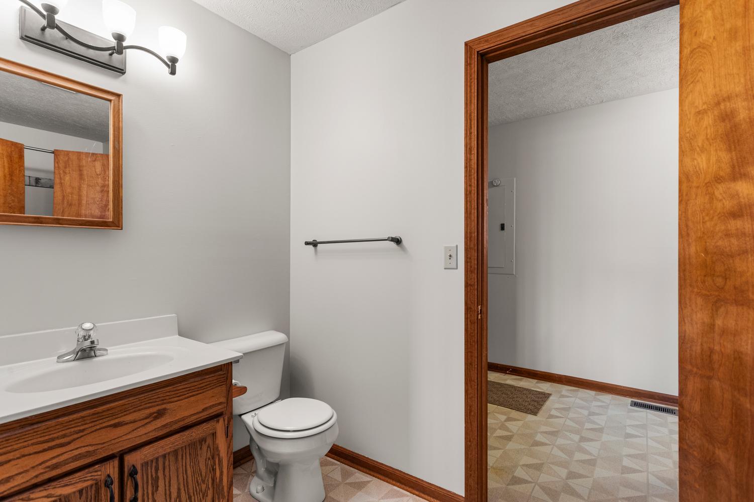 608 E Oaks Road Property Photo 21