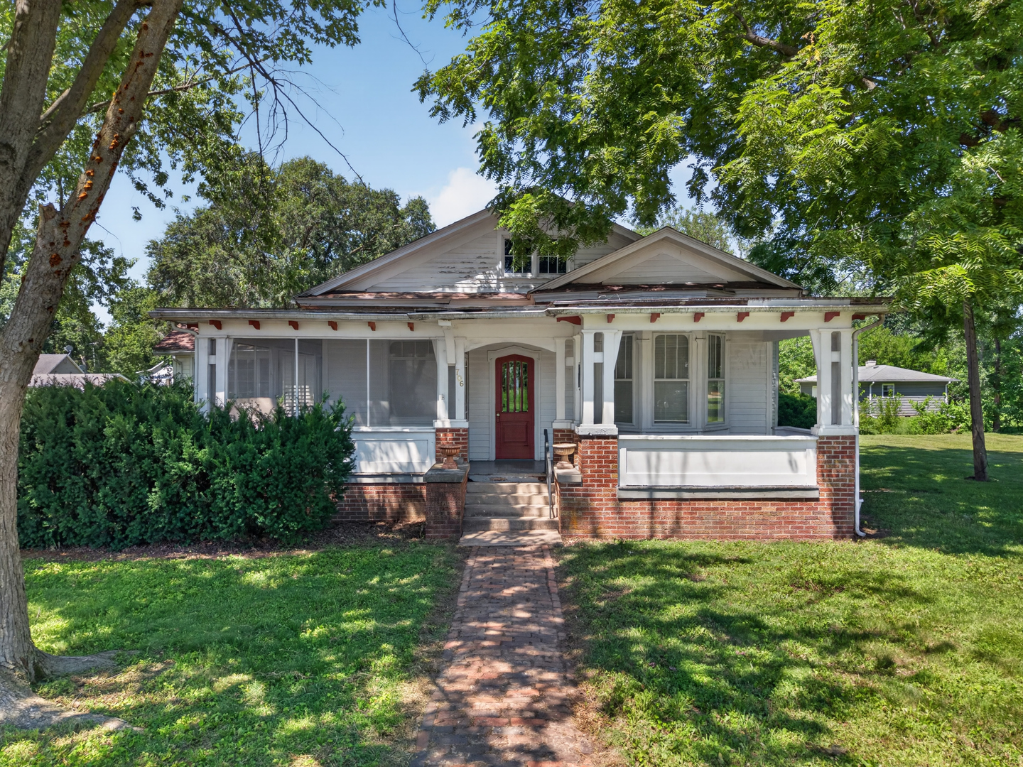 706 Fuller Avenue Property Photo 1