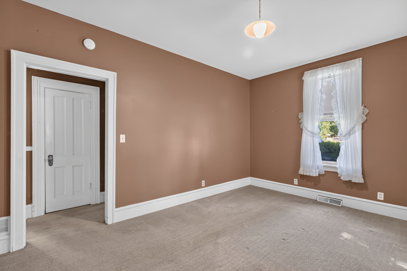 706 Fuller Avenue Property Photo 19