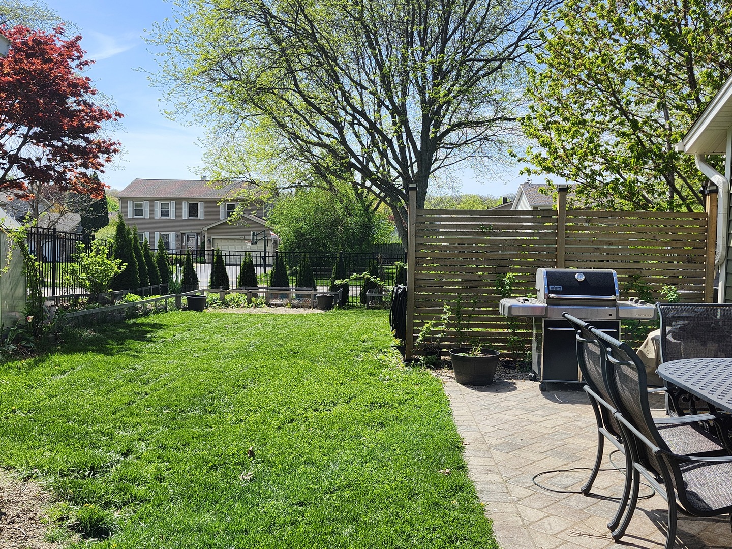 301 Oakbrook Court Property Photo 6