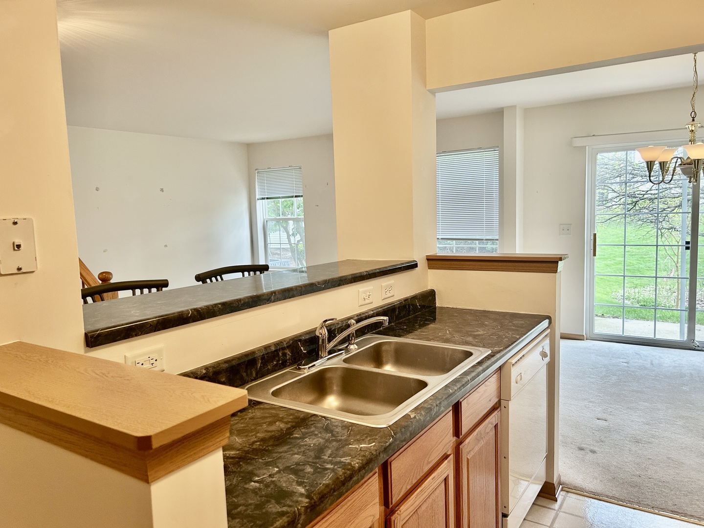 2482 Stoughton Circle Property Photo 7
