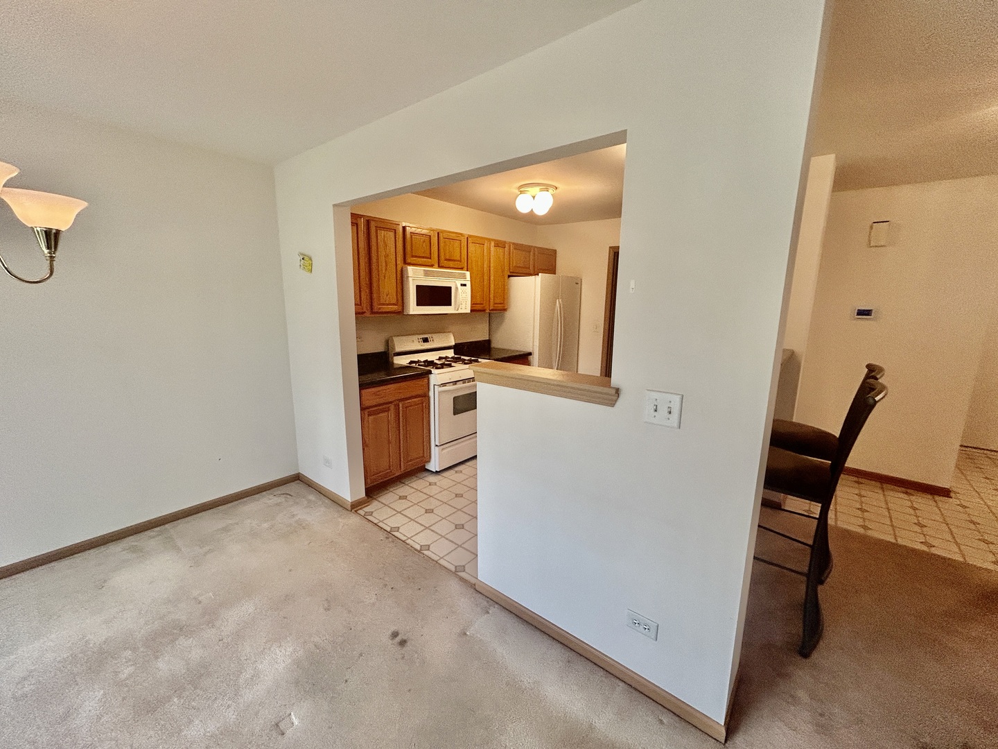 2482 Stoughton Circle Property Photo 8