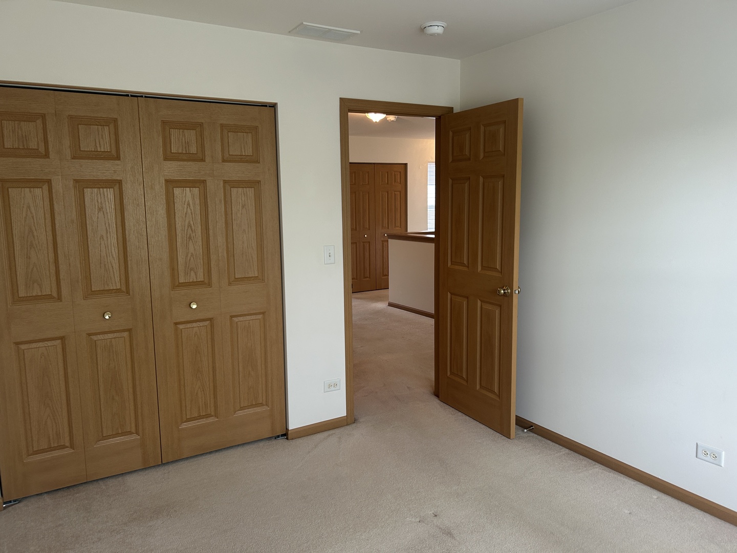 2482 Stoughton Circle Property Photo 13