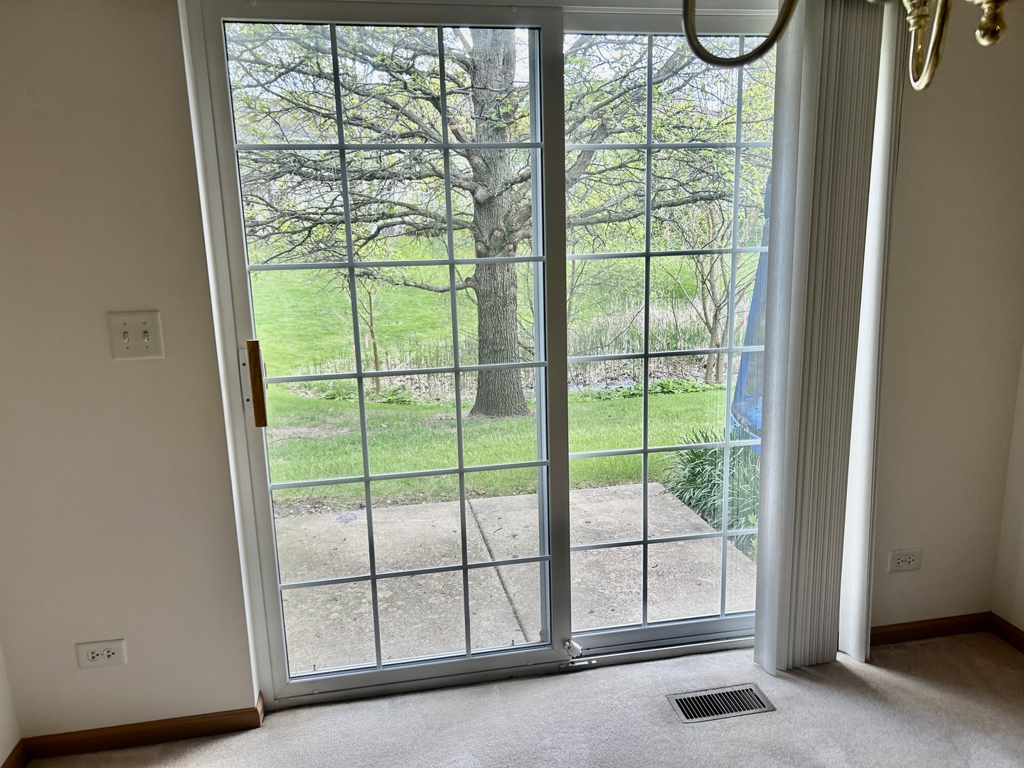 2482 Stoughton Circle Property Photo 19