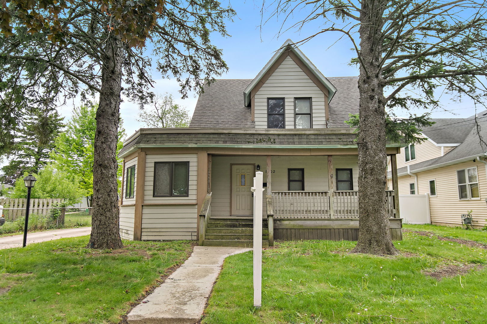 1302 State Street Property Photo 1