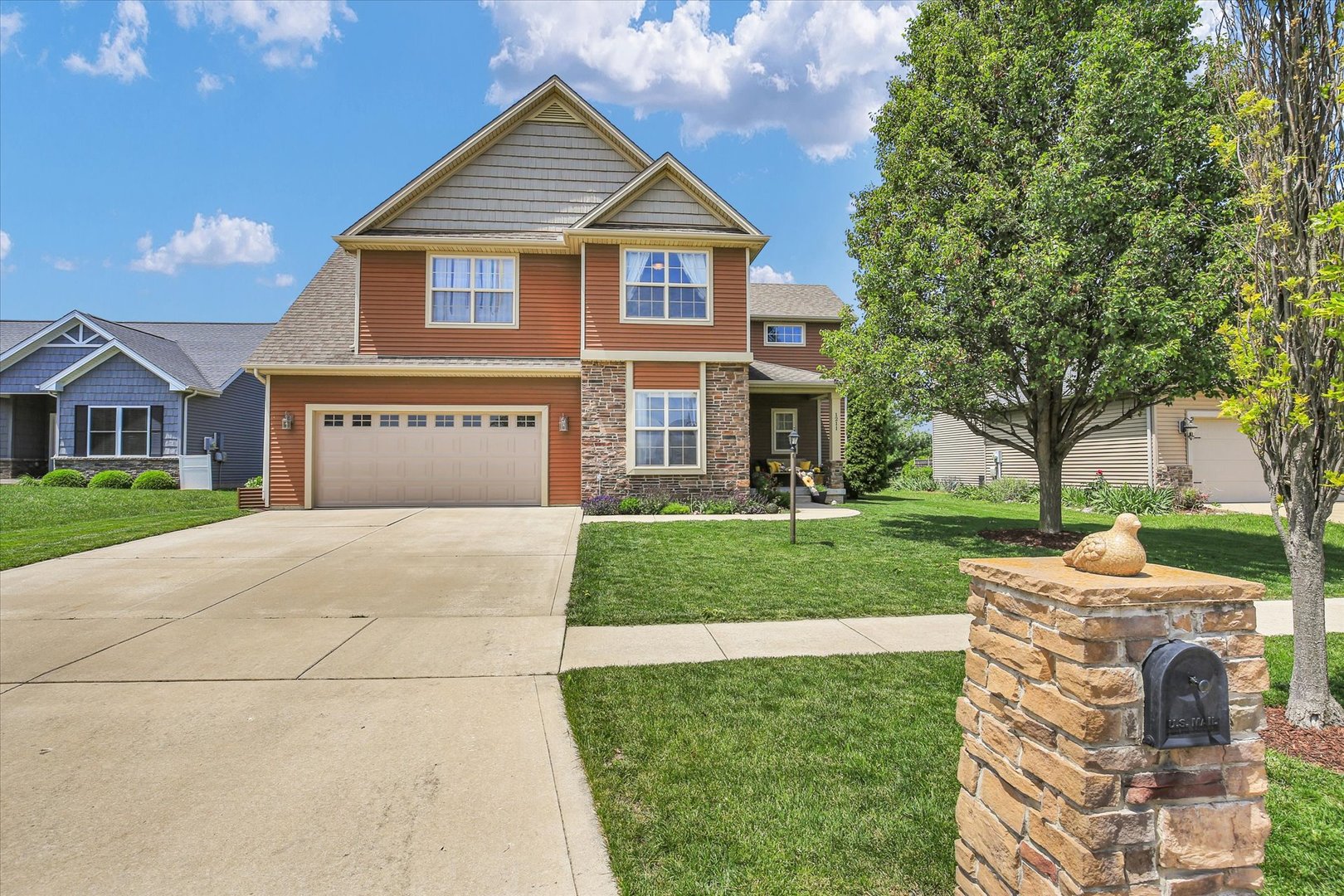 1211 Fieldstone Drive Property Photo 1