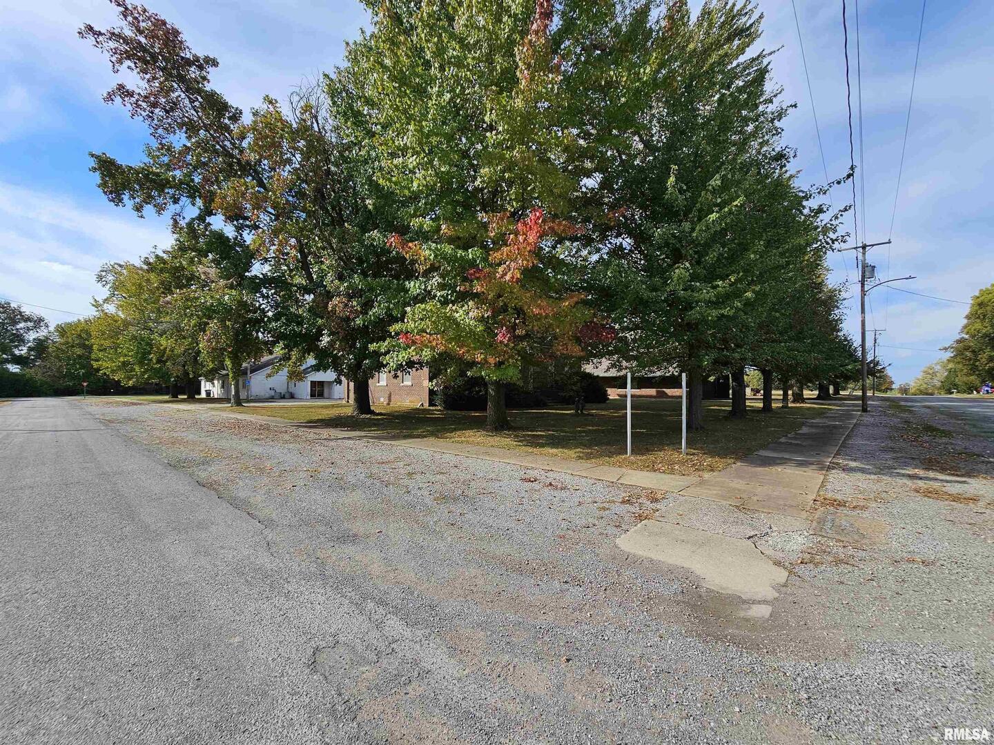 705 W Main Street Property Photo 3
