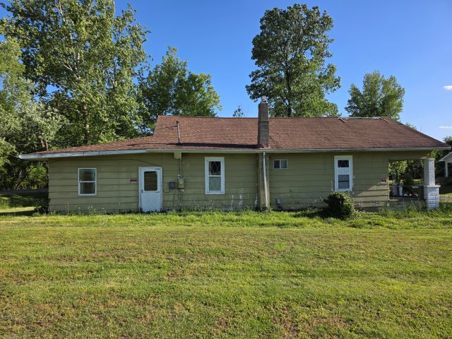 905 Mcclintock Avenue Property Photo 8