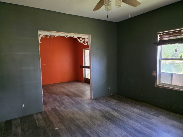 905 Mcclintock Avenue Property Photo 11