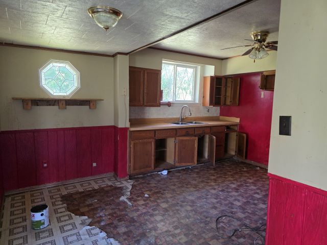 905 Mcclintock Avenue Property Photo 17