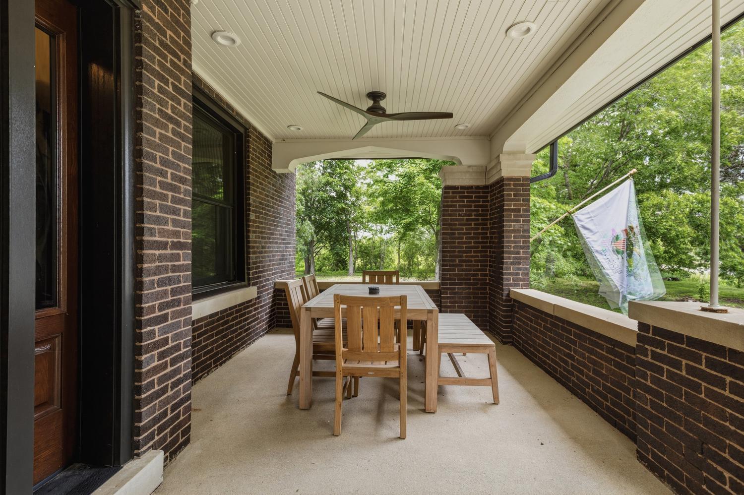 901 S Dunlap Avenue Property Photo 6
