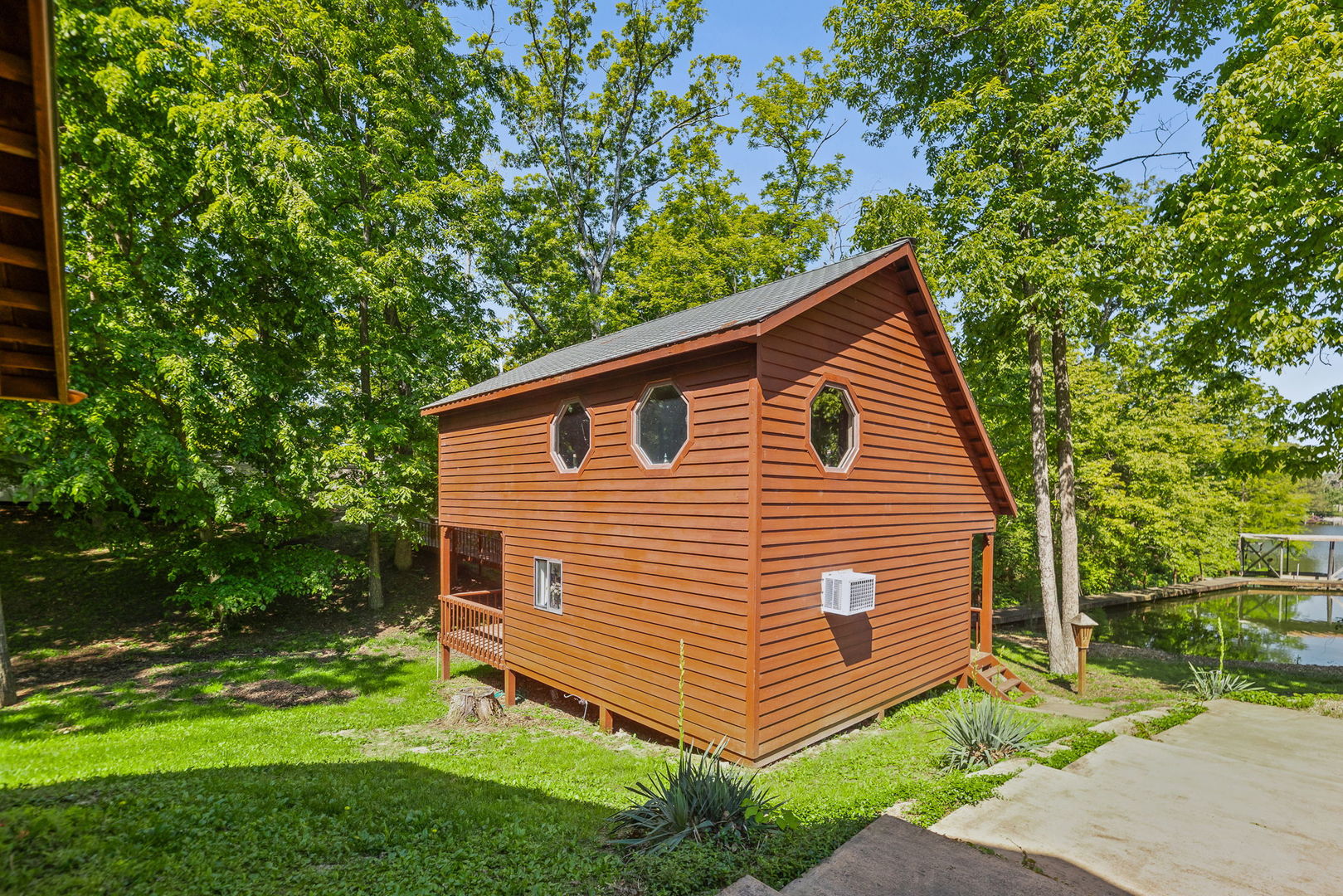3019 Adirondack Avenue Property Photo 11