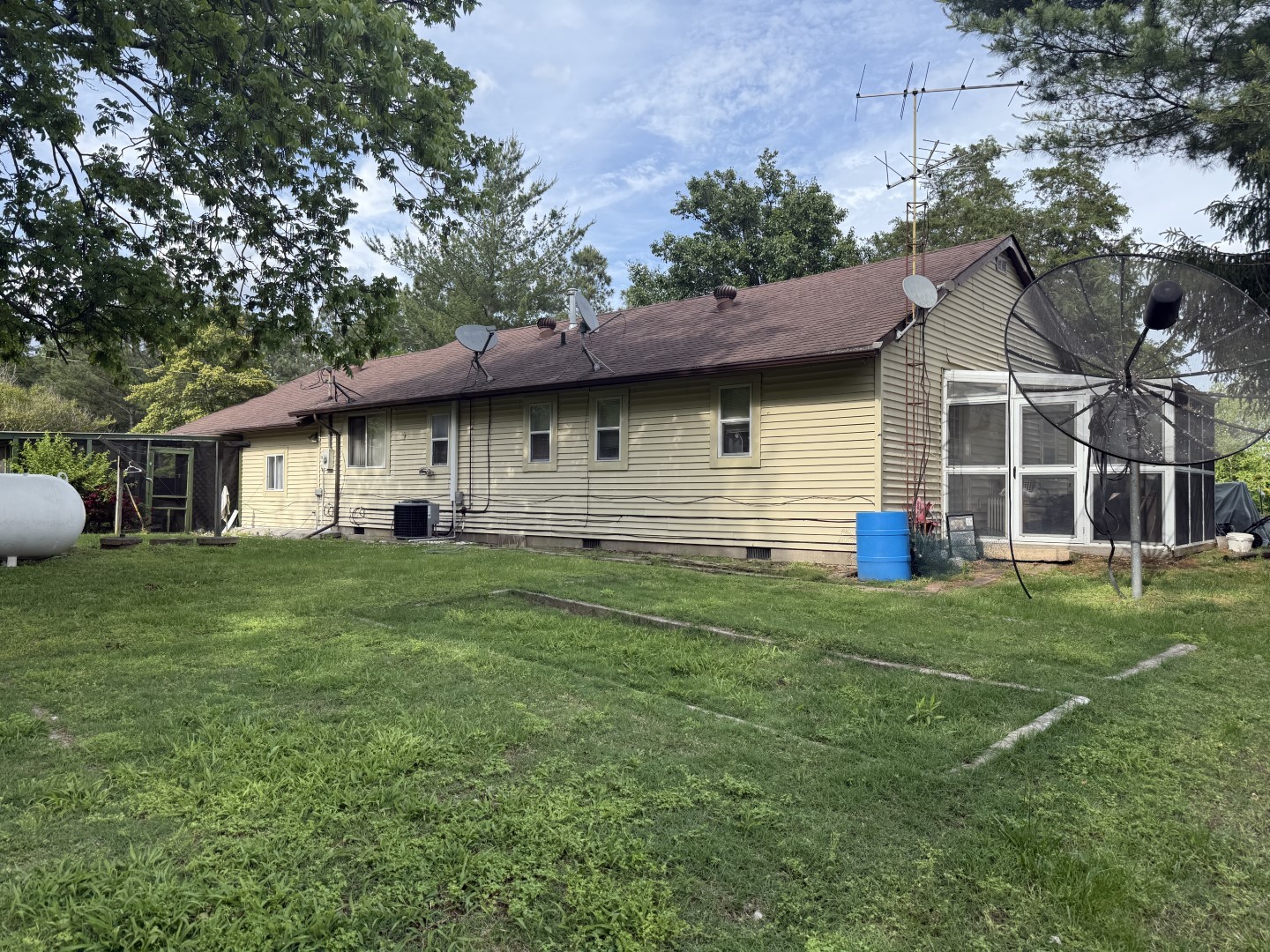 1388 Morning Glory Road Property Photo 3