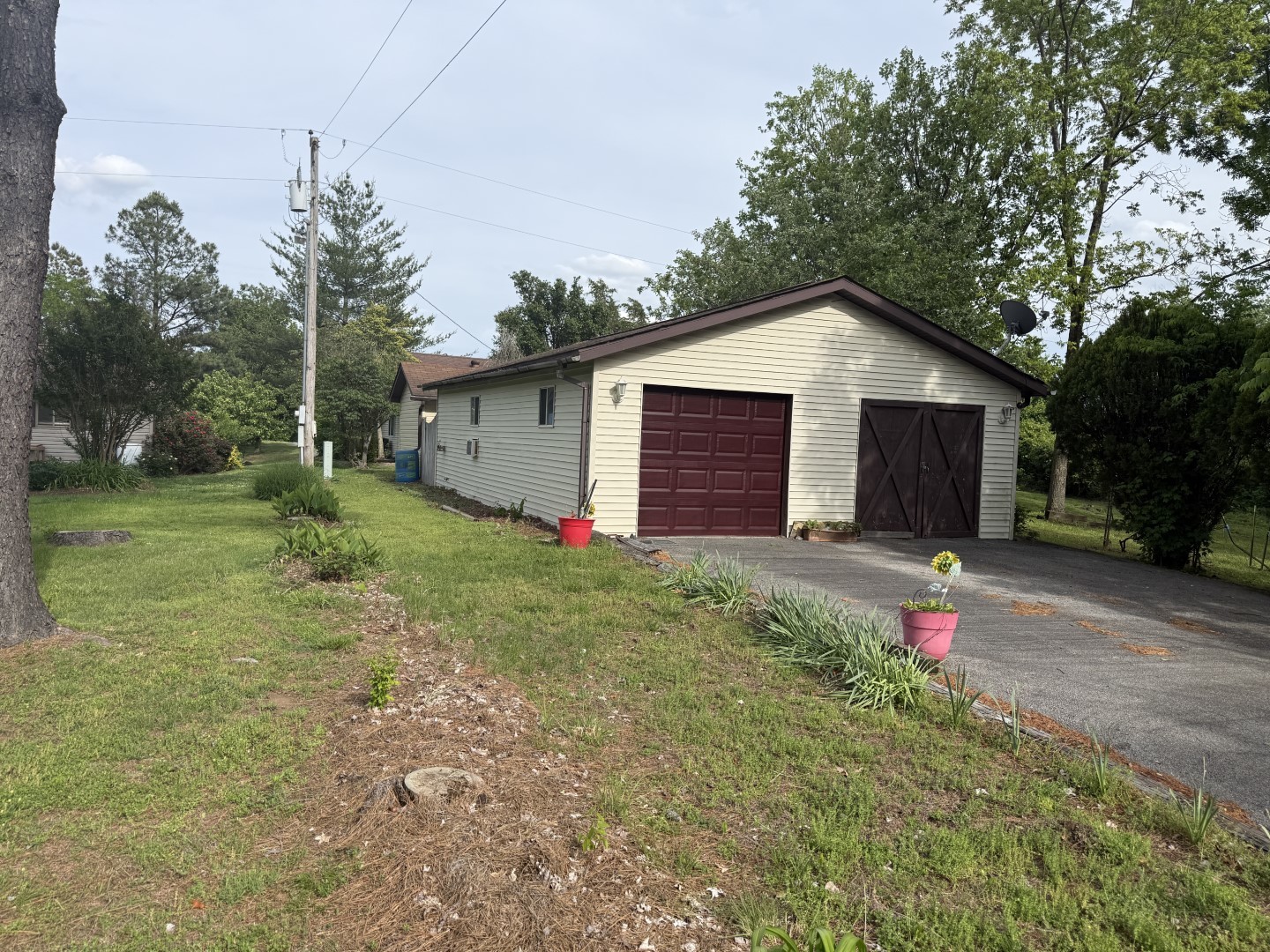 1388 Morning Glory Road Property Photo 6