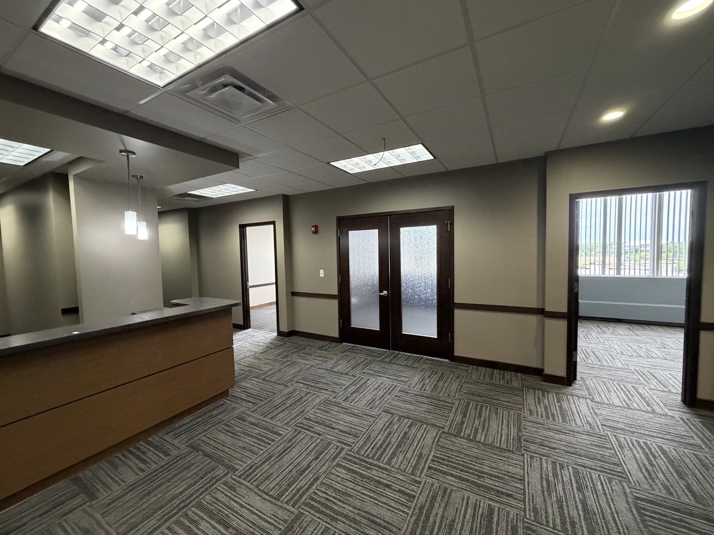 100 E Kimberly Road 400 Property Photo 6