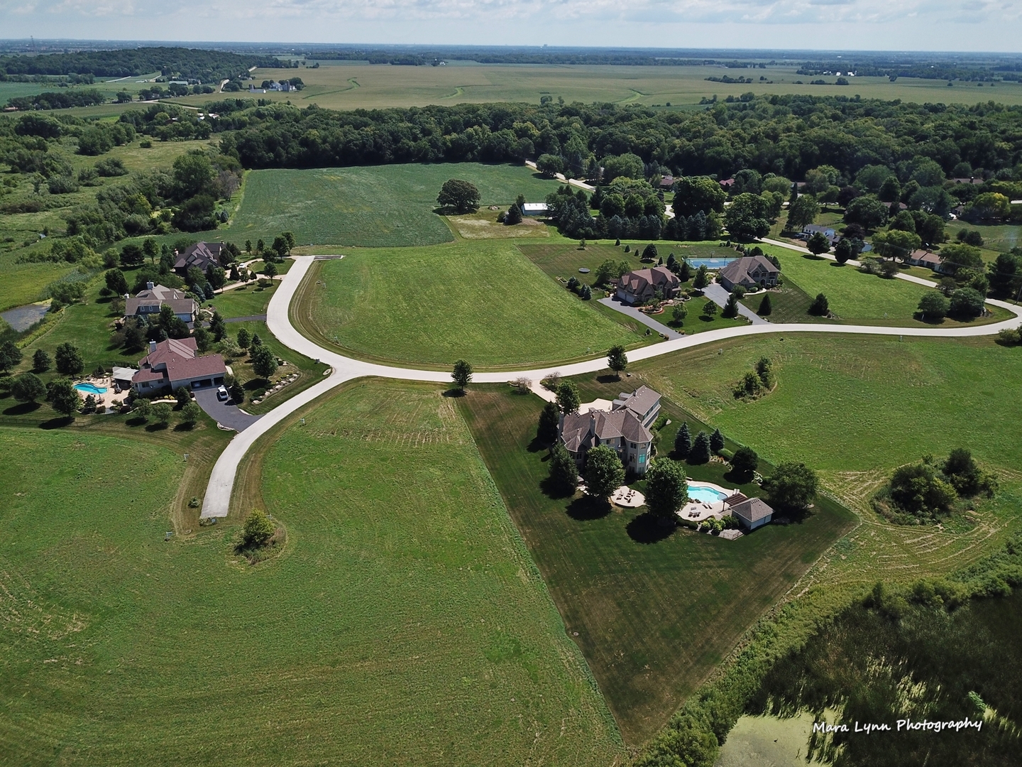 #11 Derek Drive Property Photo 7