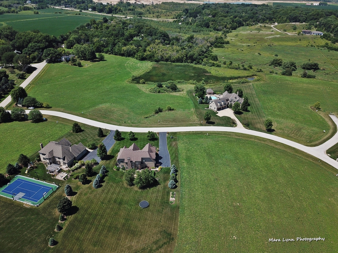 #11 Derek Drive Property Photo 14