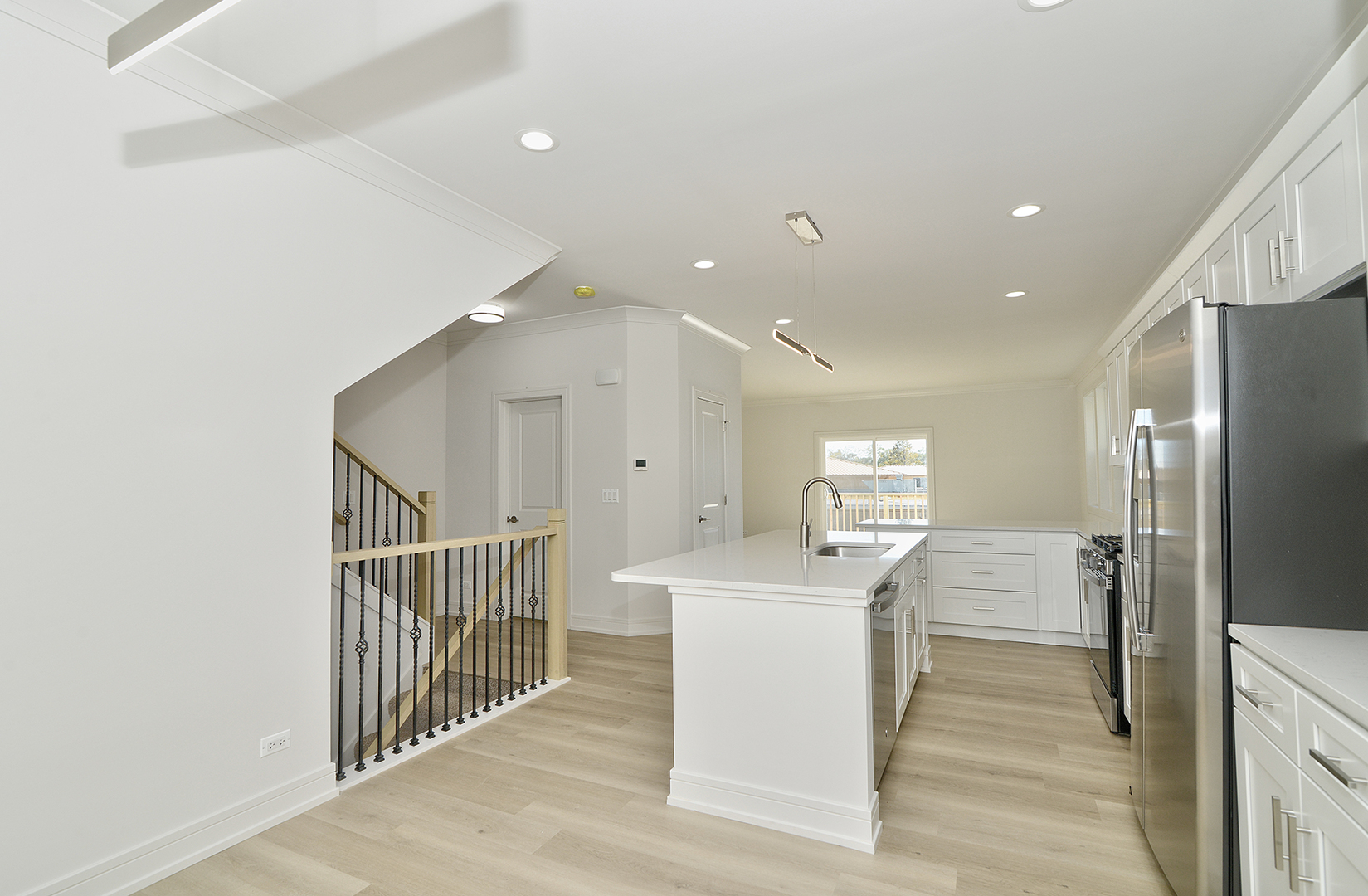 212 Walnut Street D Property Photo 6