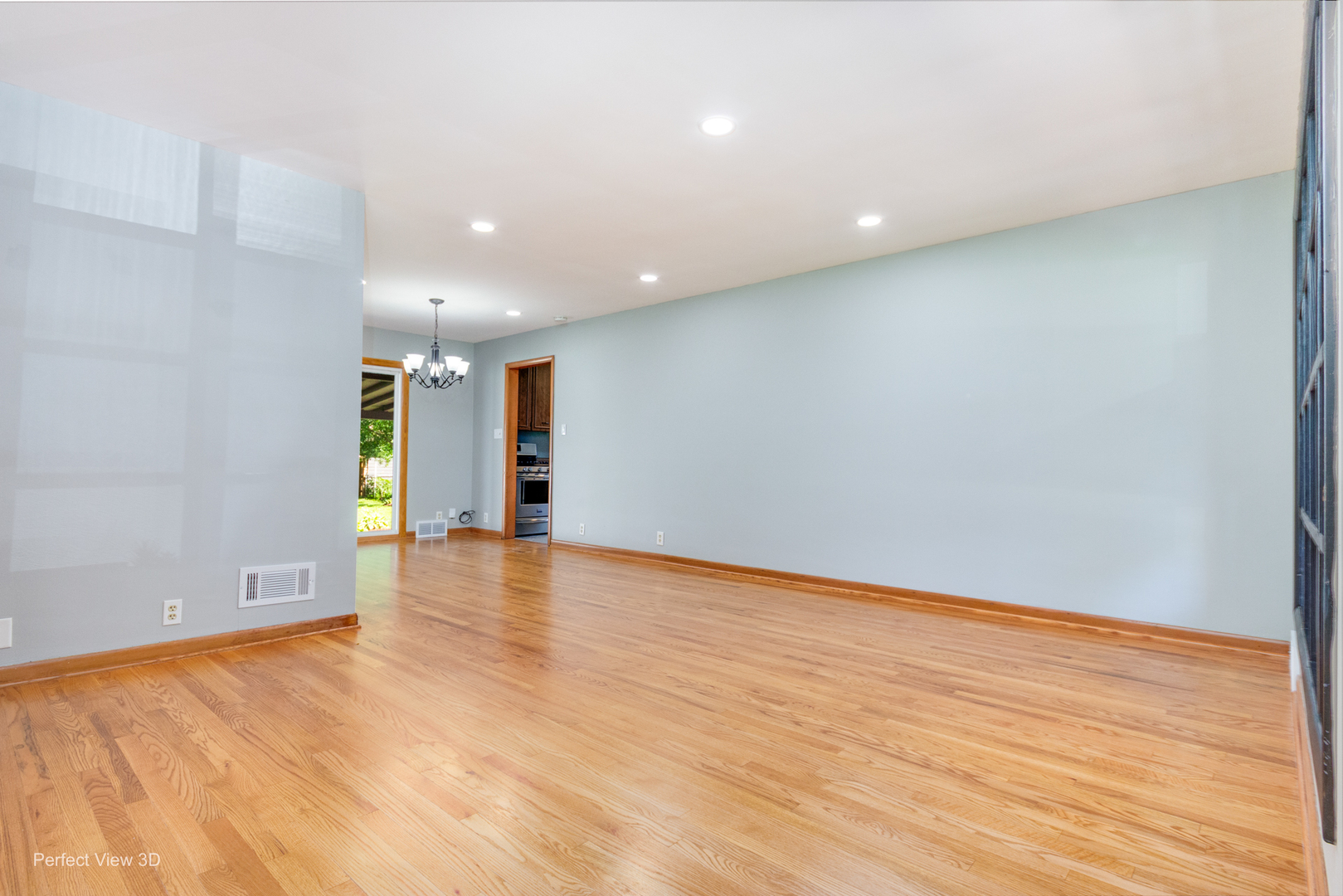 425 Douglas Street Property Photo 7