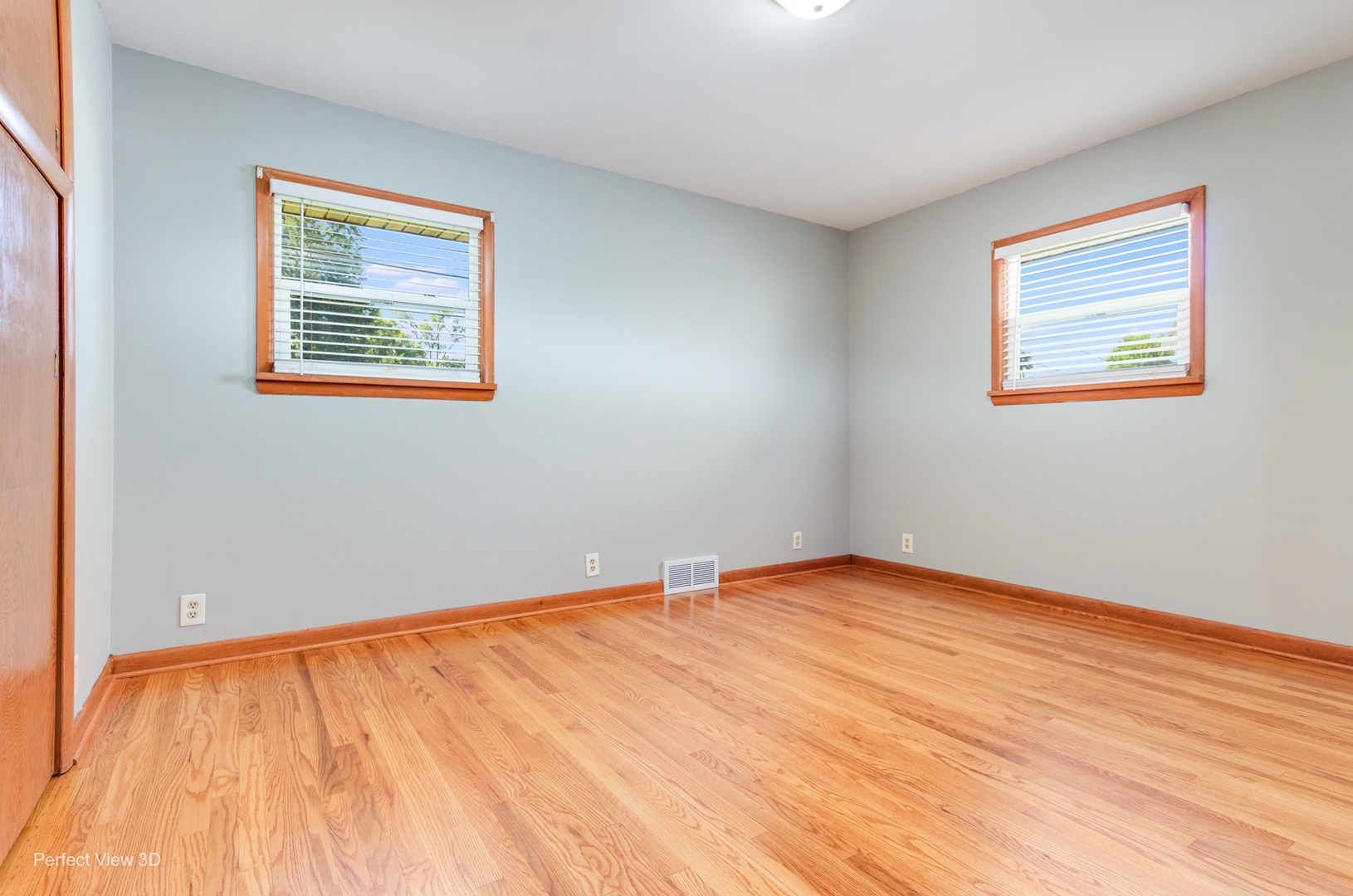 425 Douglas Street Property Photo 14
