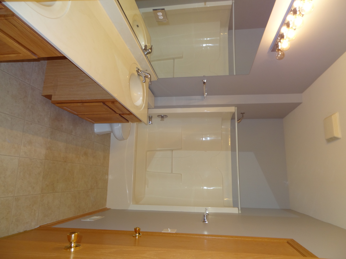 131 Enclave Circle C Property Photo 6