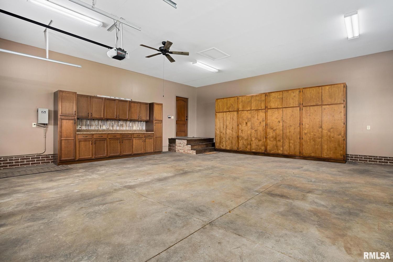 2988 N 400 East Road Property Photo 90