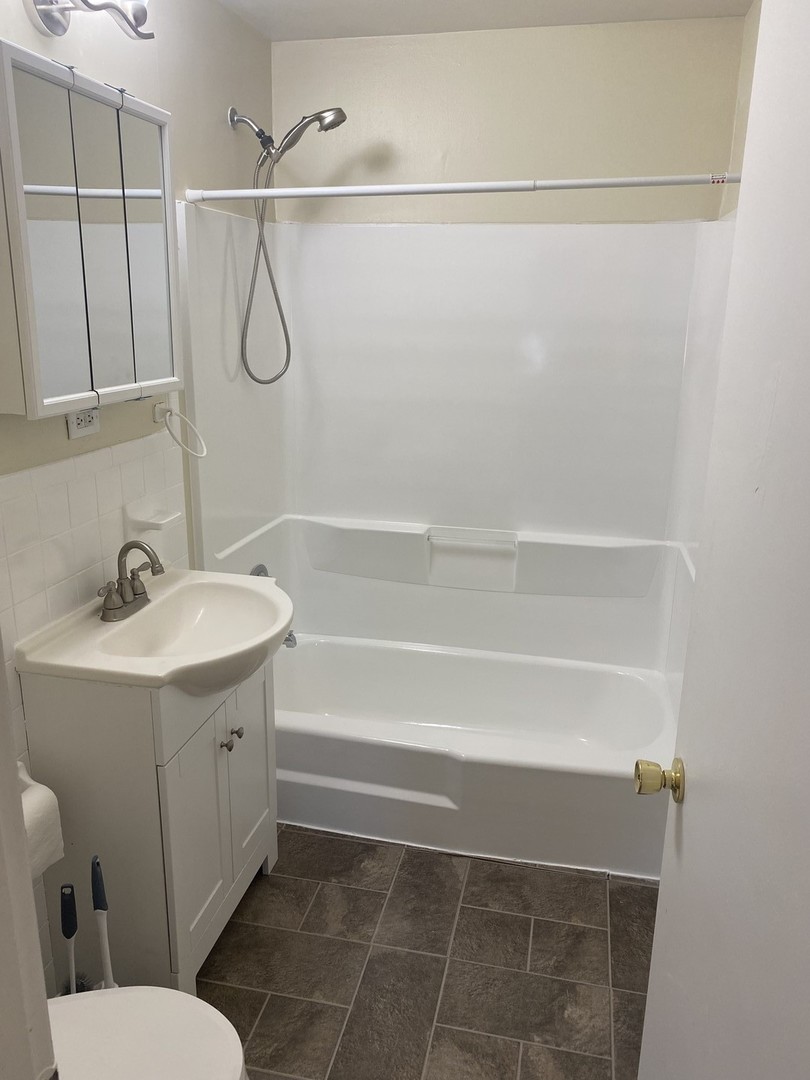 275 E Prairie Street Property Photo 6