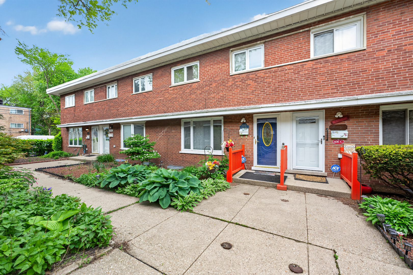 606 South Boulevard D Property Photo 1