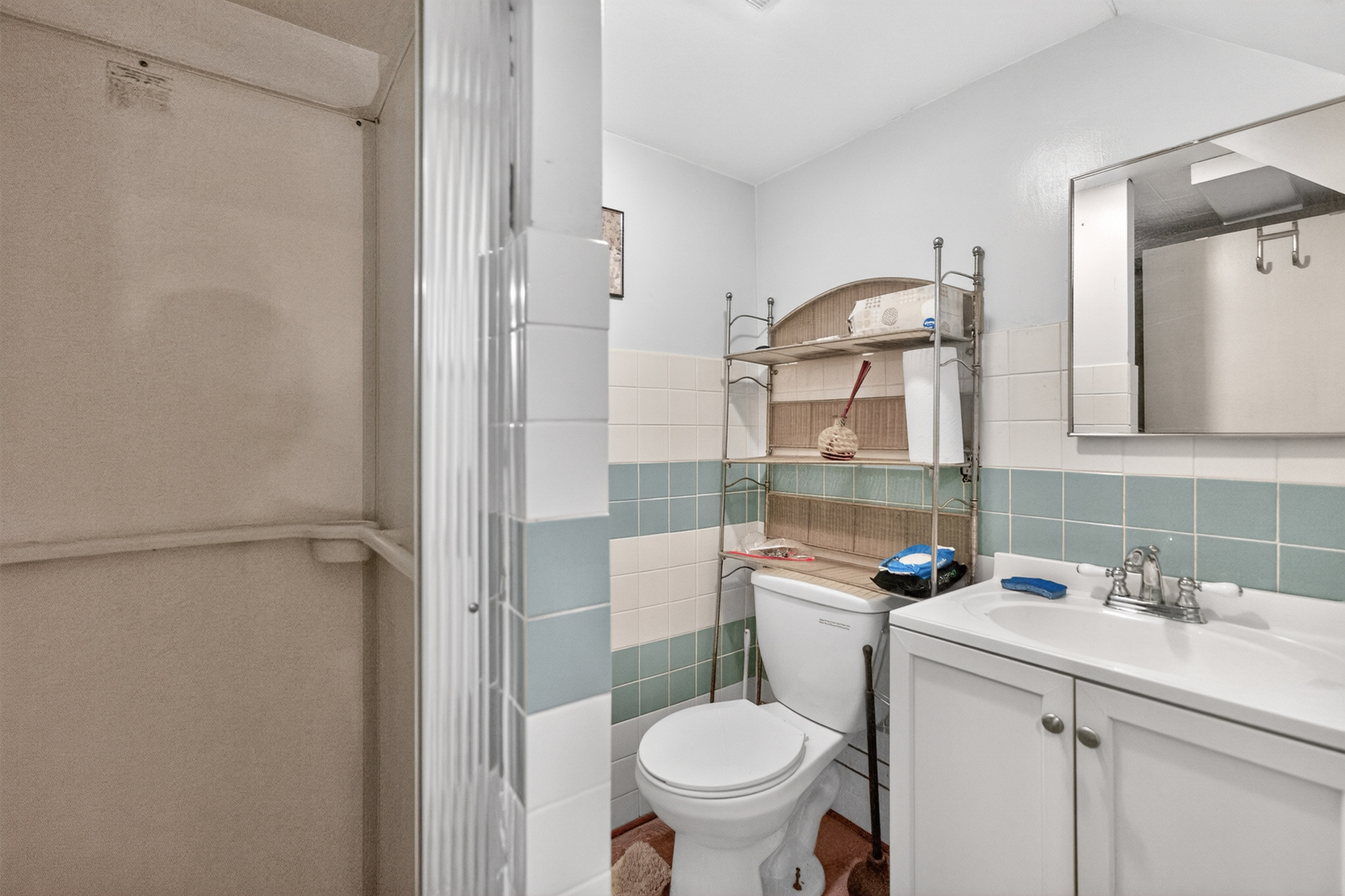 606 South Boulevard D Property Photo 25