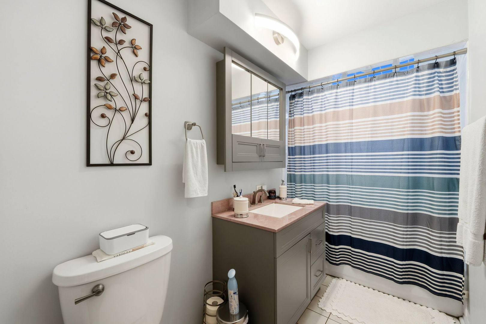2705 N Monitor Avenue Property Photo 6