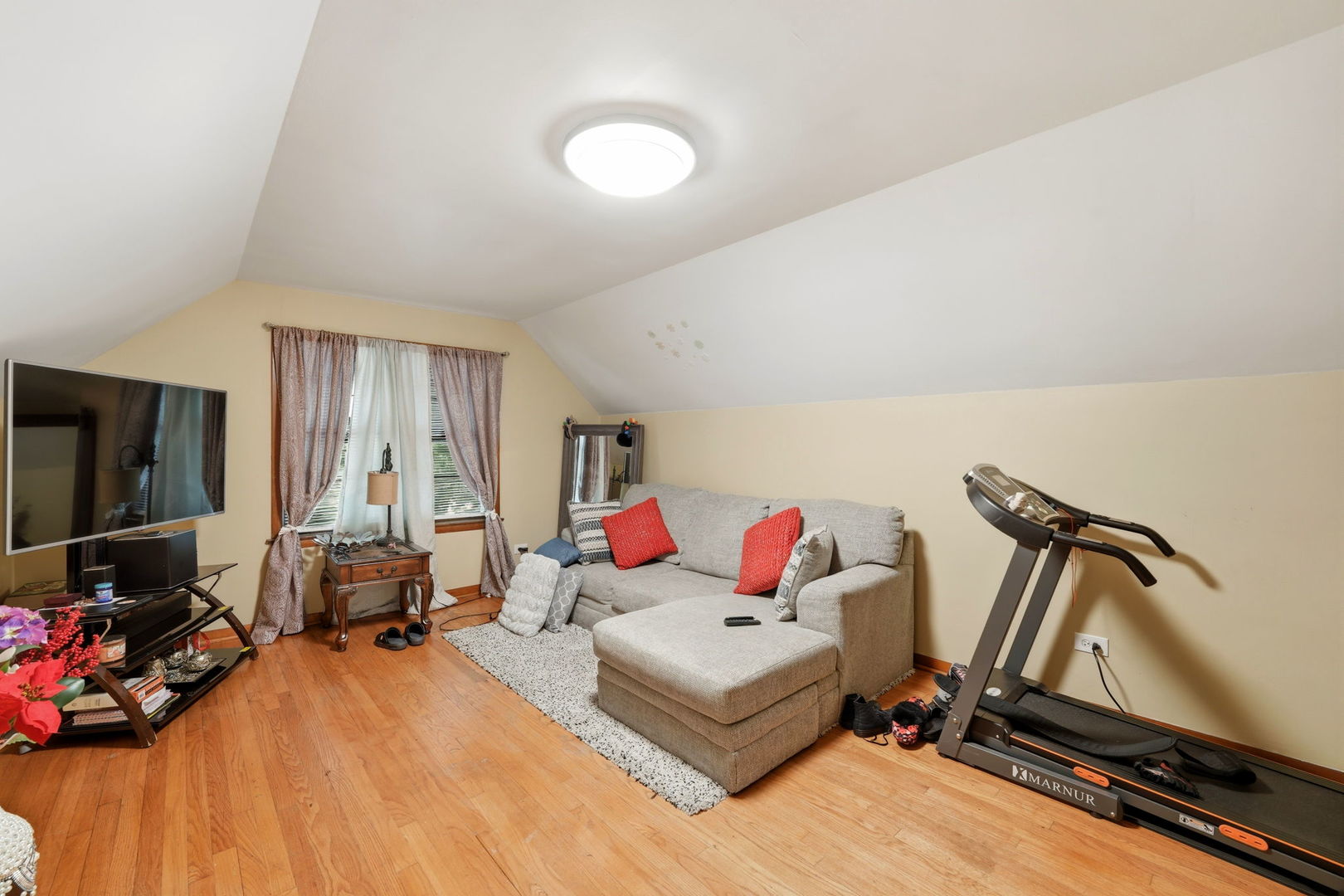 2705 N Monitor Avenue Property Photo 17