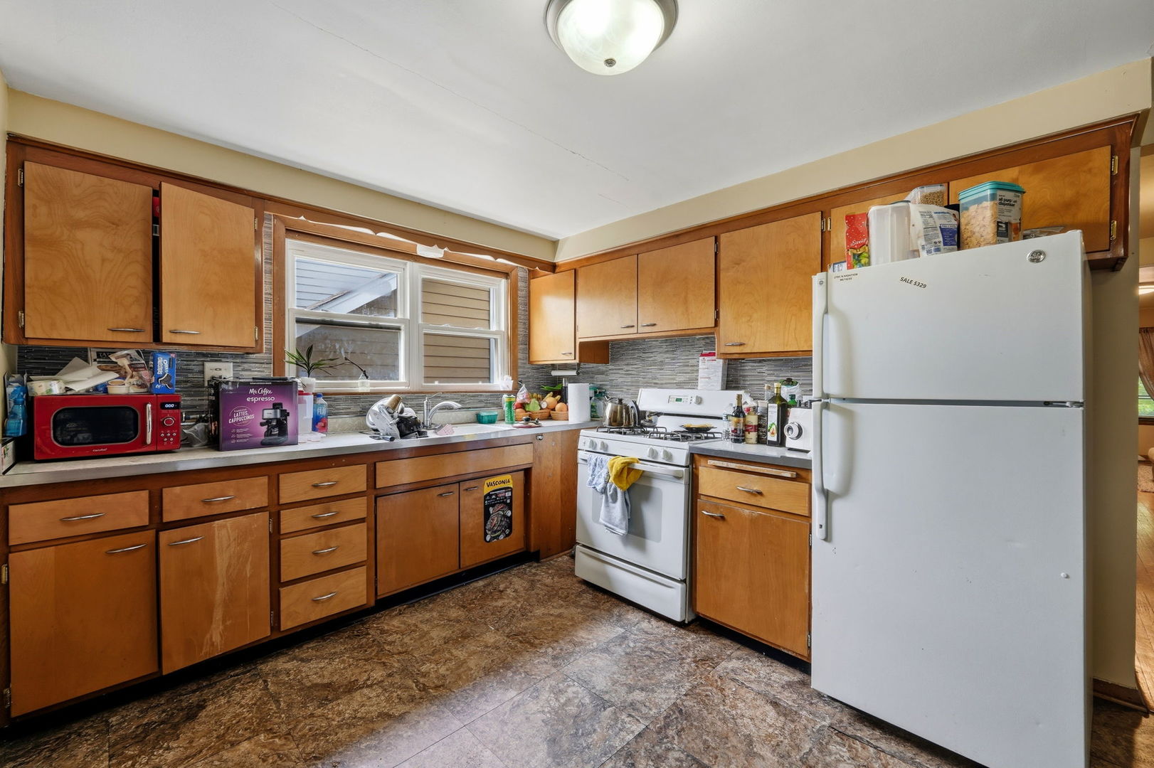 2705 N Monitor Avenue Property Photo 19