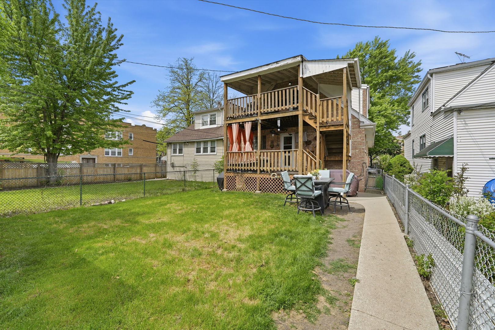 2705 N Monitor Avenue Property Photo 40