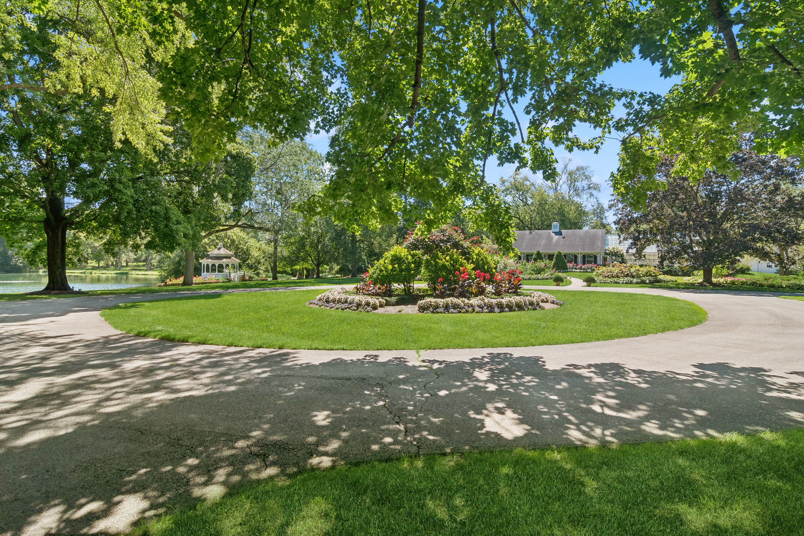 12647818 Property Photo 13