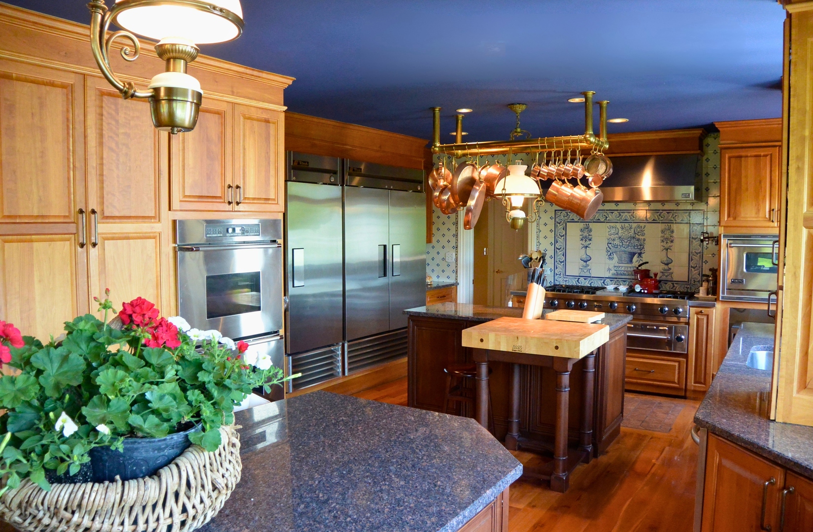 12647818 Property Photo 30