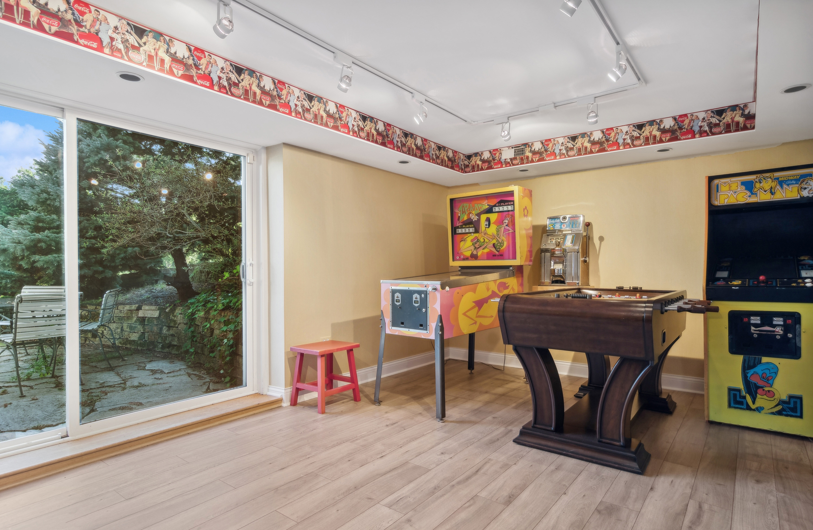 12647818 Property Photo 44