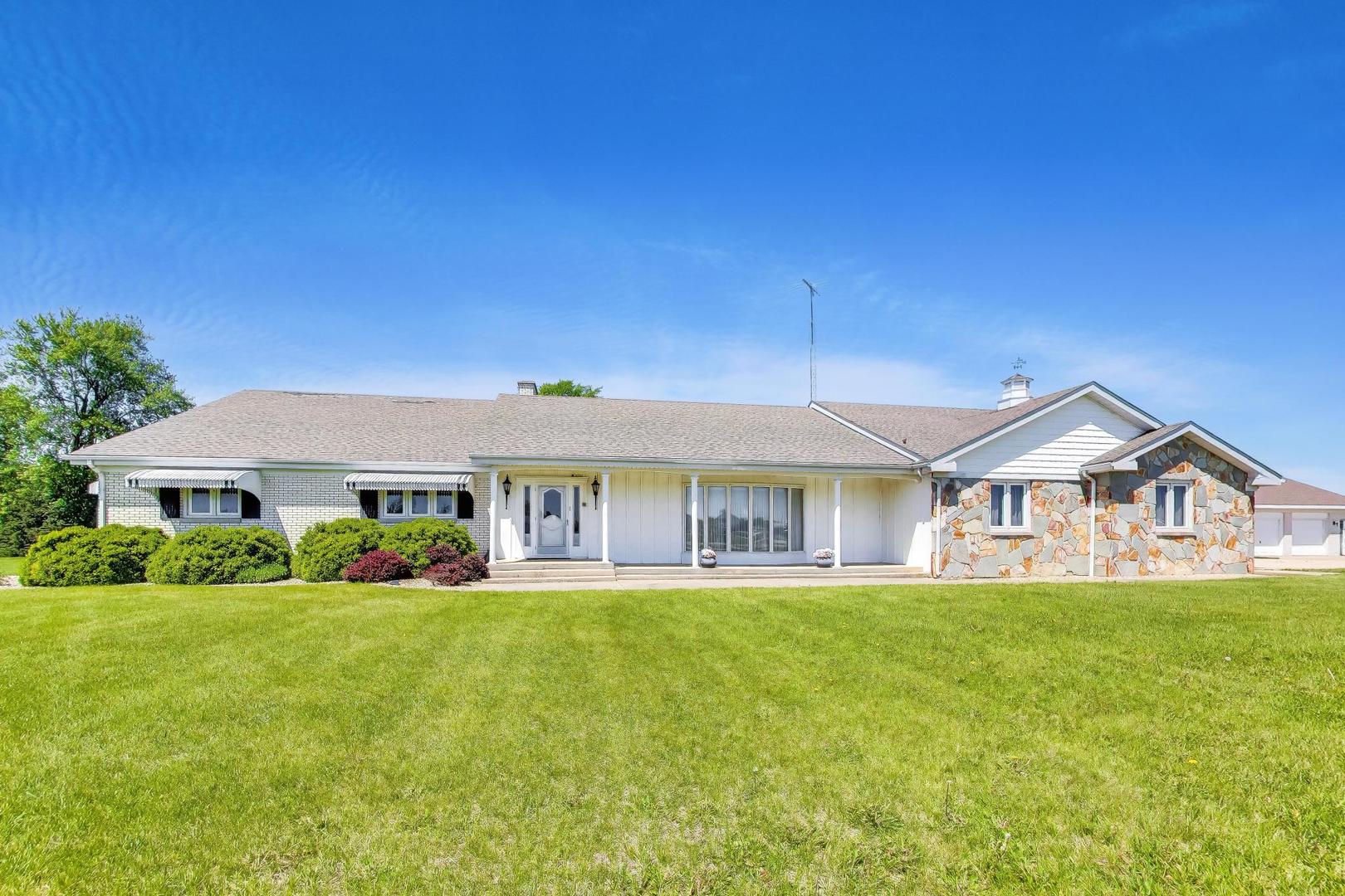 20 N Carbon Hill Road Property Photo 1