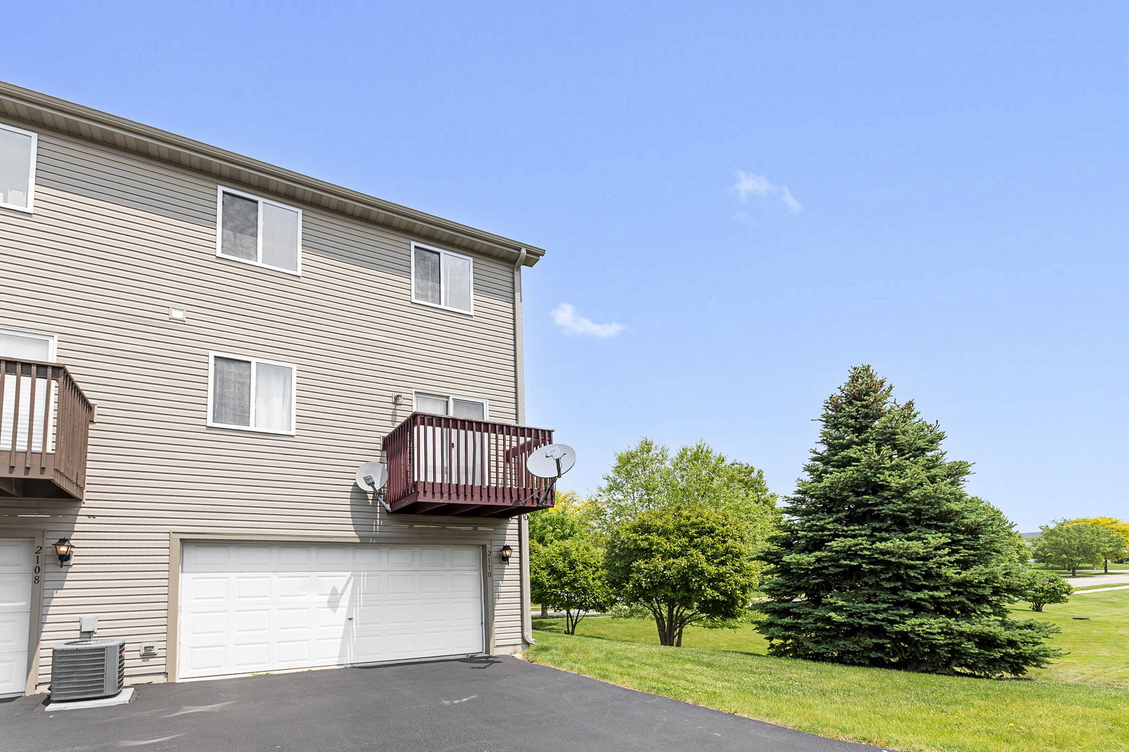 2110 Austrian Pine Street Property Photo 13