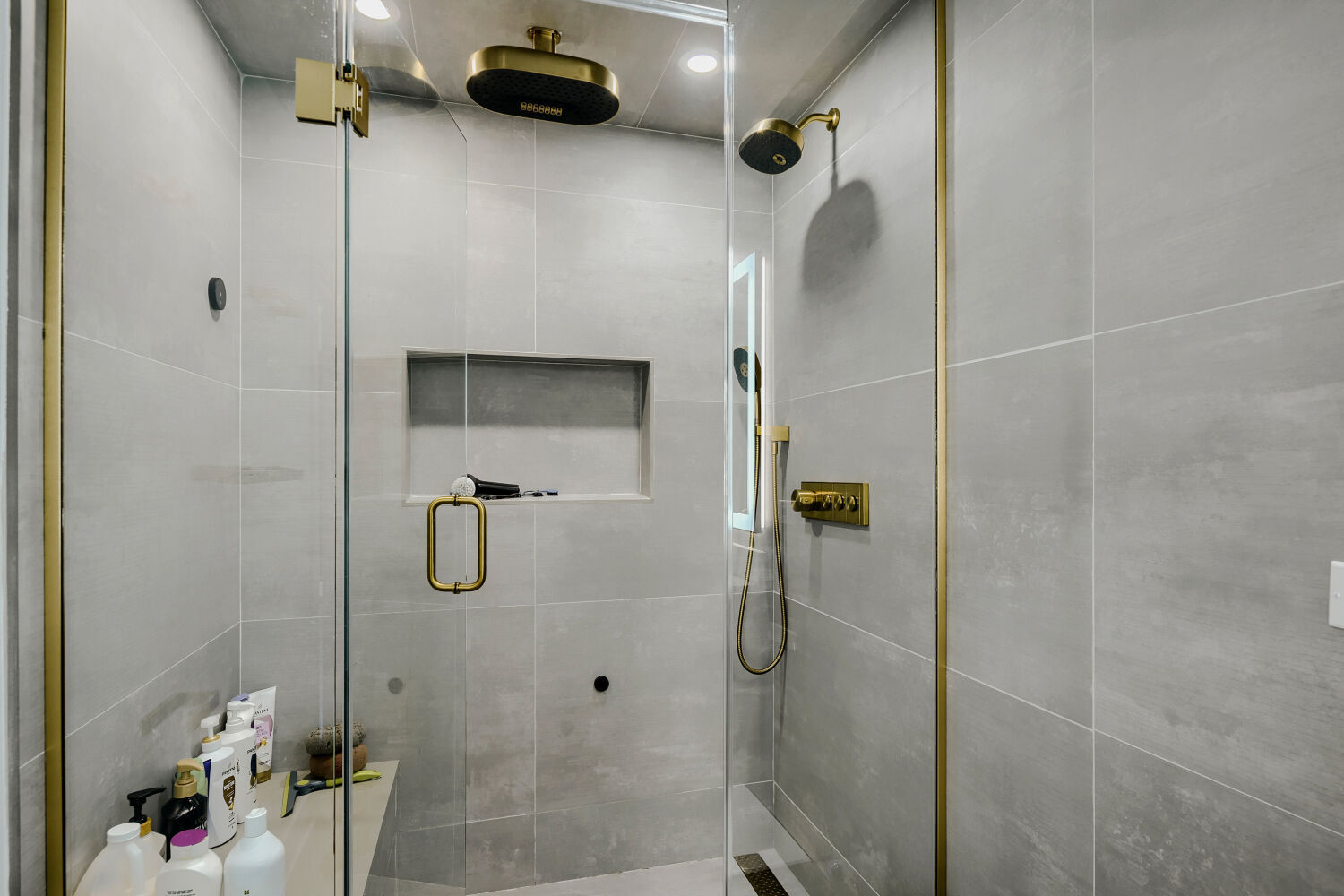2 E Erie Street 1511 Property Photo 15