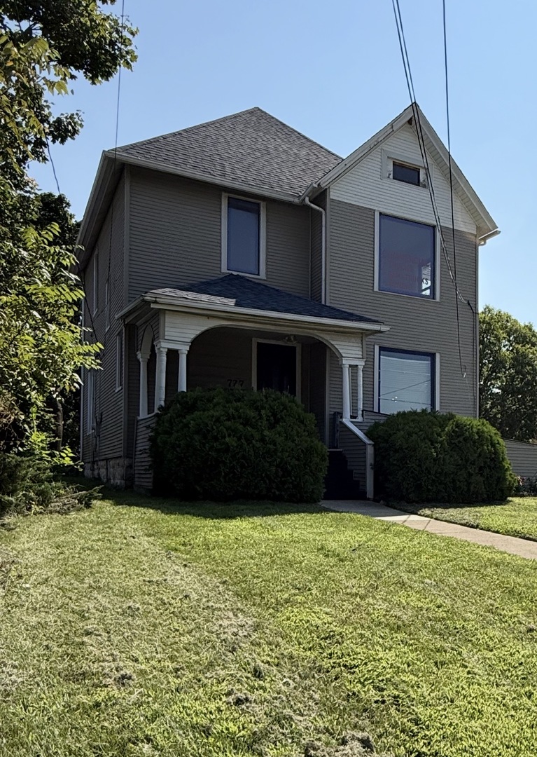 717-727 Lake Street Property Photo 4