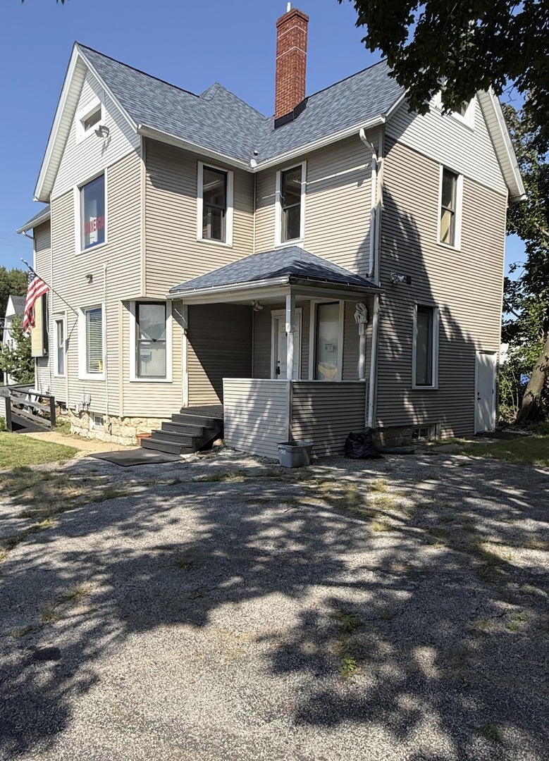 717-727 Lake Street Property Photo 7